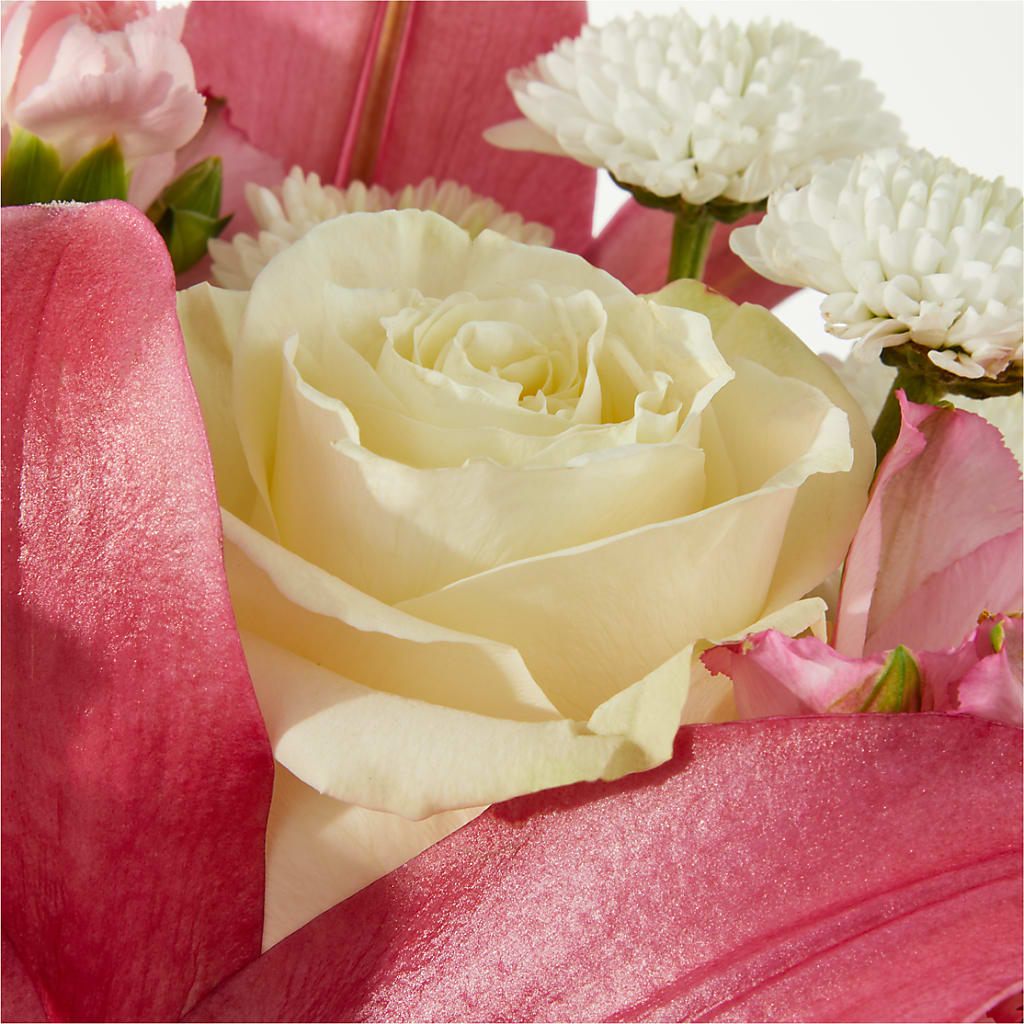 Piece of Cake Bouquet –  Blossom Avenue, Orangevale CA