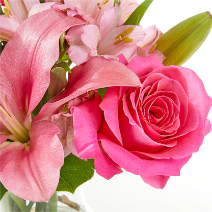 Lots of Love Bouquet –  Blossom Avenue, Orangevale CA