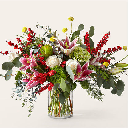 Ramo de bayas y flores brillantes